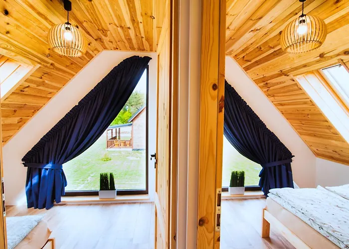 Holiday home Rumiane Chatki - Z Jacuzzi I Basenem