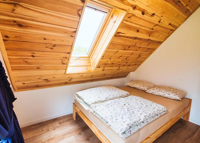 Rumiane Chatki - Z Jacuzzi I Basenem Holiday home