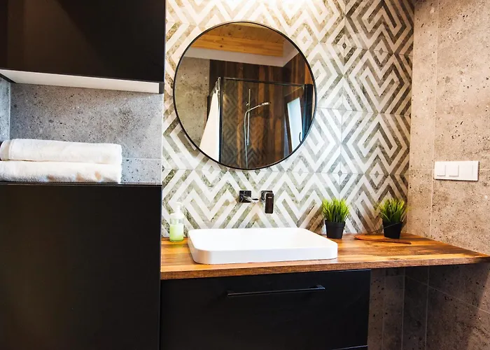 Holiday home Rumiane Chatki - Z Jacuzzi I Basenem *