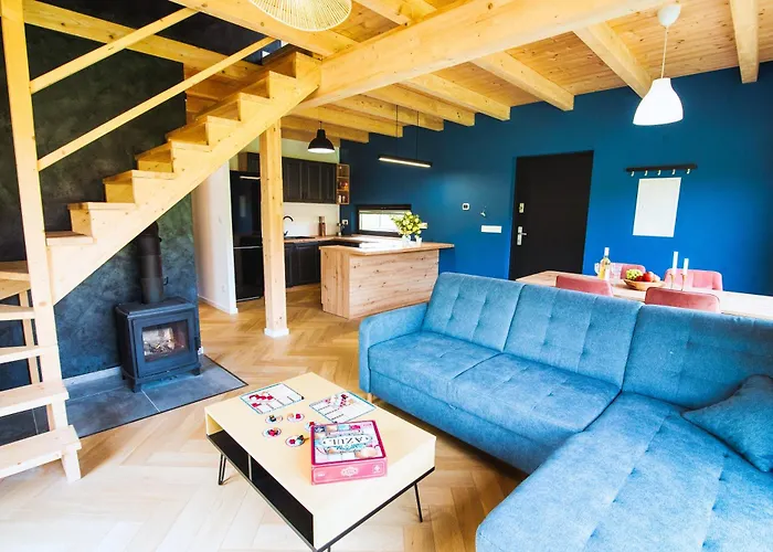 Holiday home Rumiane Chatki - Z Jacuzzi I Basenem